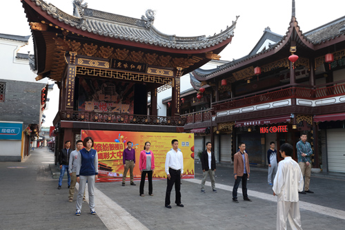 1571118133561572.jpg 240.jpg