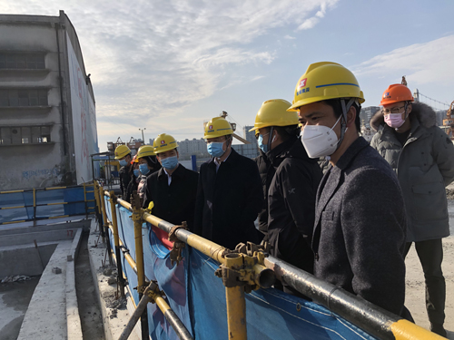 02  浙江欣捷建設有(yǒu)限公司副總經理(lǐ)兼浙江公司總經理(lǐ)邵健彙報(bào)工(gōng)作(zuò).JPG