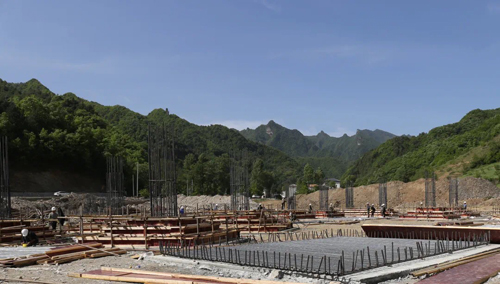 1590538401404163.jpg 03“一(yī)帶一(yī)路(lù)”美(měi)麗(lì)鄉(xiāng)村(cūn)聯盟論壇會(huì)址項目施工(gōng)現(xiàn)場(chǎng).JPG