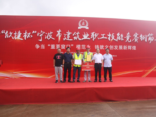 04  集體(tǐ)合影(yǐng)-2.jpg