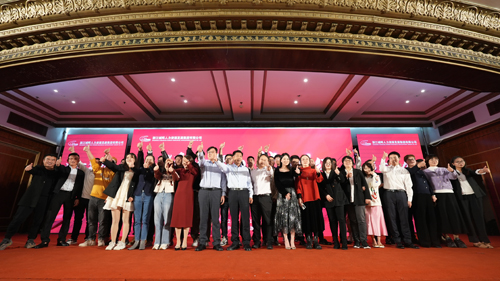 1677486899853343.jpg 21 全體(tǐ)演唱(chàng)者合影(yǐng).jpg