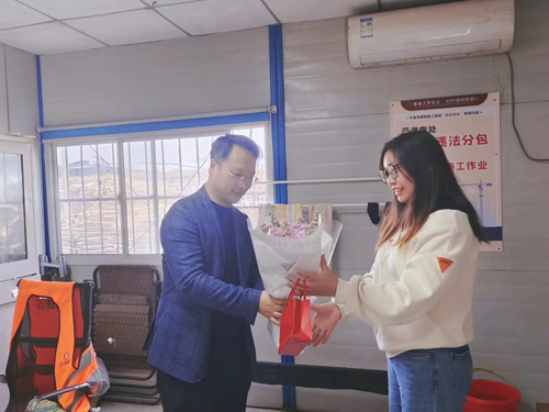 1678322796301067.jpg 桌面.jpg