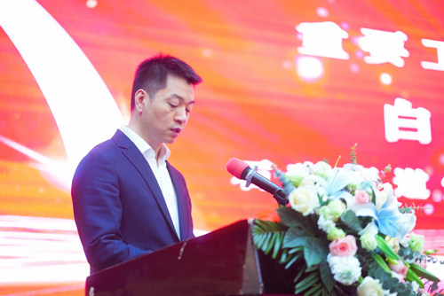 03  白(bái)豔輝做(zuò)重要(yào)工(gōng)作(zuò)指示.jpg