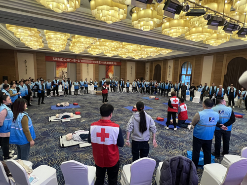 21  “AED+CPR急救知(zhī)識”理(lǐ)論培訓和(hé)實操指導-1.jpg