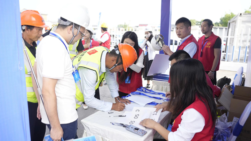 02  簽到(dào)現(xiàn)場(chǎng)-1.jpg