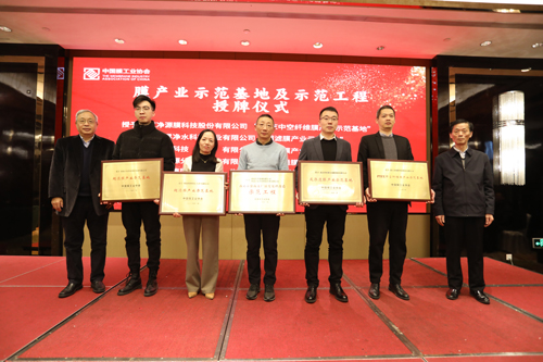 1704959853172640.jpg 52.jpg