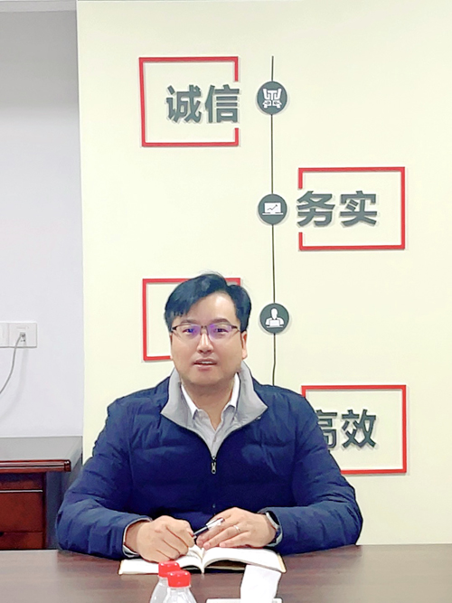 1708909244180869.jpg 02 林(lín)通(tōng)總經理(lǐ)做(zuò)重要(yào)工(gōng)作(zuò)部署.jpg