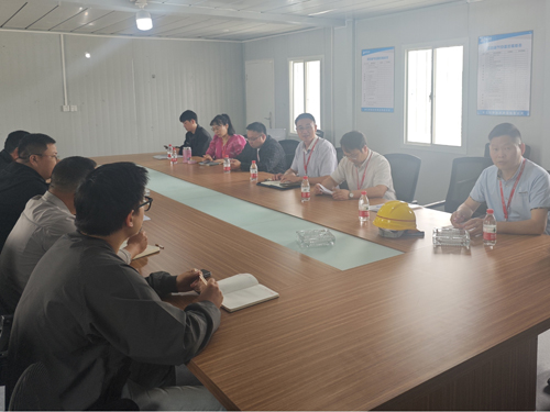 1719537098820633.jpg 04赴甯波紀騰汽車(chē)部件(jiàn)有(yǒu)限公司新能(néng)源汽車(chē)熱(rè)管理(lǐ)系統部件(jiàn)及天窗(chuāng)核心部件(jiàn)項目開(kāi)展勞務交底交流.jpg